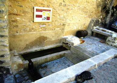 la fontaine restaure