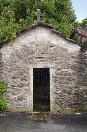 Chapelle Saint-Anne à Saint-Etienne de Fontbellon