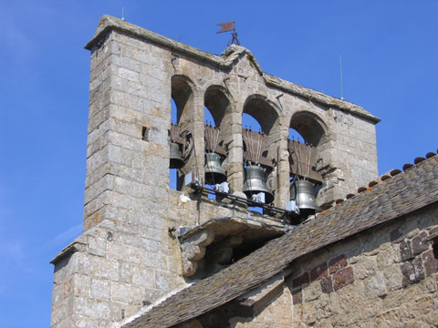 Clocher de l'église de Lespéron