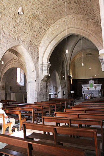 église de Mercuer intérieur