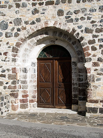 Mirabel - Porche de l'église Saint-Étienne