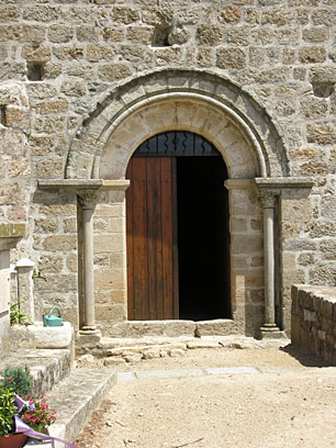  Portailde l'église de Prunet