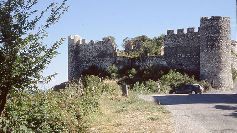 Vestiges de l'enceinte